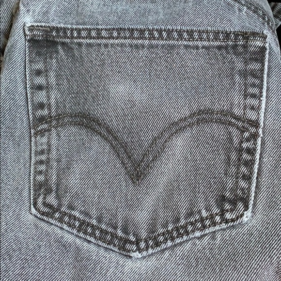 Levi's 505 Jeans - Picture 8 of 8